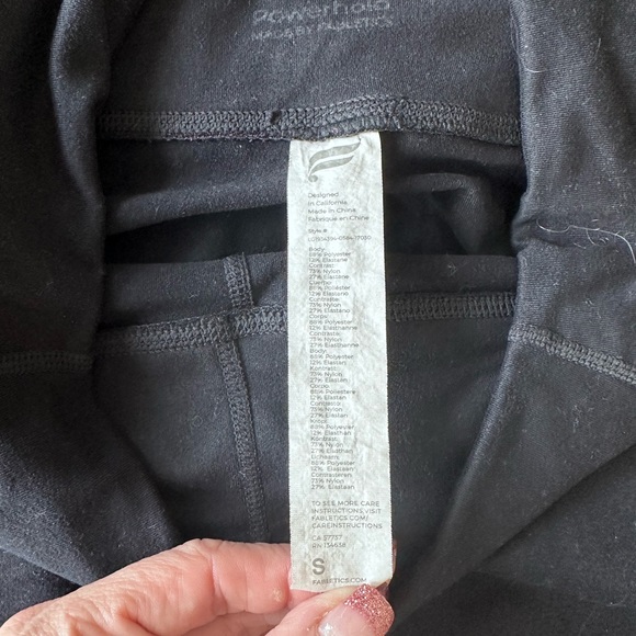 EUC Fabletics Small Black Powerhold Dynamic High-Waisted lattice mesh Legging XS - Picture 2 of 4